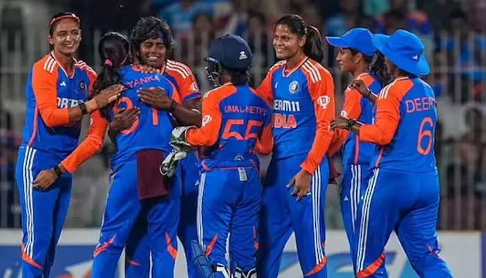 Womens T20 World Cup : భారత్, పాక్ మ్యాచ్ డేట్ ఫిక్స్.. ఎప్పుడంటే?