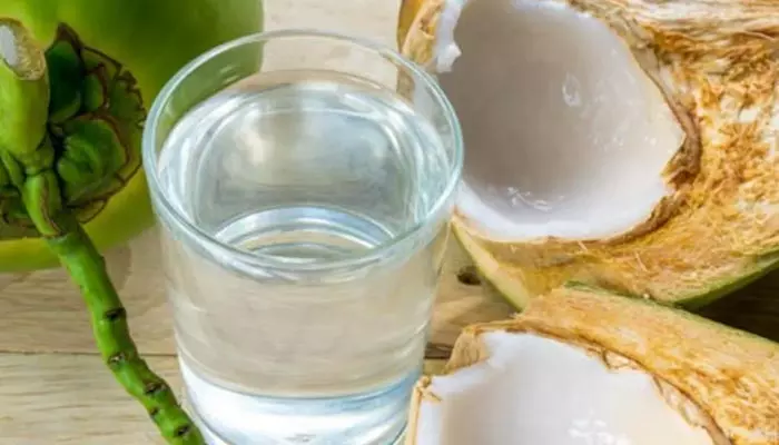 Coconut water : వర్షాకాలంలో షుగర్ పేషెంట్లు కోకోనట్ వాటర్ తాగొచ్చా?