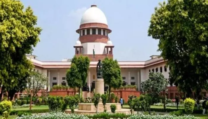 supreme court: ఆయుర్వేదం, యునాని ఔషదాలపై ప్రకటనలు.. కేంద్రం నిర్ణయంపై సుప్రీంకోర్టు స్టే