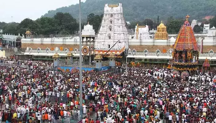 Tirumala News:తిరుమలలో బయటపడిన సరికొత్త మోసం..భక్తులే వారి టార్గెట్!