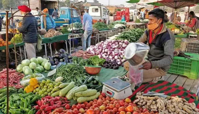 Inflation: తగ్గిన వ్యవసాయ, గ్రామీణ కార్మికుల రిటైల్ ద్రవ్యోల్బణం