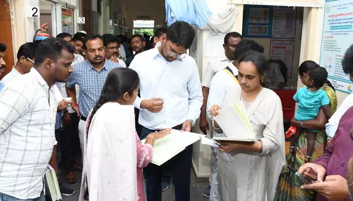 Collector Adarsh ​​Surabhi : దోమలు వ్యాప్తి కాకుండా ముందస్తు చర్యలు తీసుకోవాలి