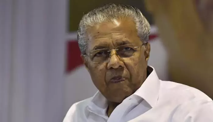 CM Vijayan: రష్యాలో చిక్కుకున్న కేరళ వాసులను రక్షించాలి.. కేంద్రానికి సీఎం విజయన్ విజ్ఞప్తి