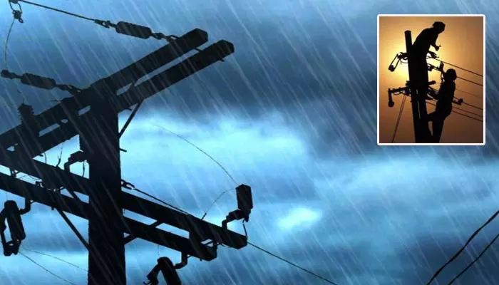 Telangana Rains : వర్షాల ఎఫెక్ట్.. విద్యుత్ శాఖ కంట్రోల్ రూమ్ టోల్ ఫ్రీ నెంబర్ 1912