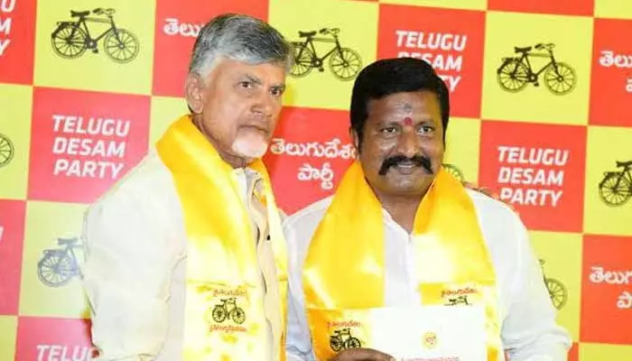 TDP:‘సీఎం చంద్రబాబు జీవితం ఒక తెరిచిన పుస్తకం..మచ్చలేని మహనీయుడు’:టీడీపీ ఇన్చార్జ్