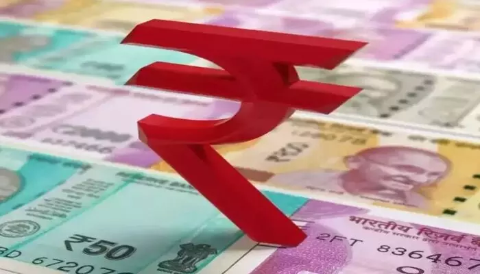 Rupee: అత్యంత బలహీన కరెన్సీగా రూపాయి