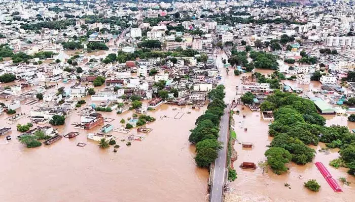 Telangana: రాష్ట్ర వ్యాప్తంగా కుంభవృష్టి.. కలకలలాడుతోన్న ప్రాజెక్టులు