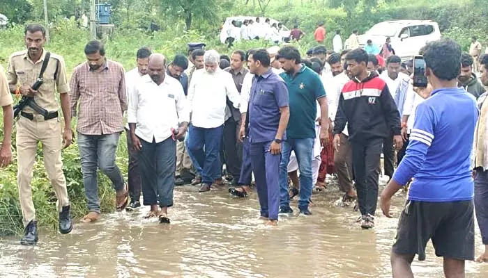 రైతులను, ప్రజలను ఆదుకుంటాం