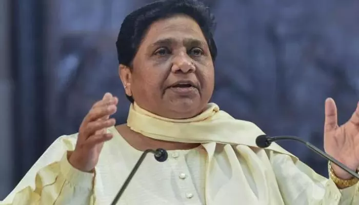 Mayawati: బుల్డోజర్ పాలిటిక్స్ ఆపండి.. సీఎం యోగీకి మాయవతి సూచన