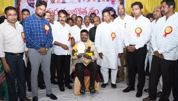 Minister Jupally : ఆరోగ్య జ్ఞానవంత సమాజ నిర్మాణ కర్తలు ఉపాధ్యాయలే..