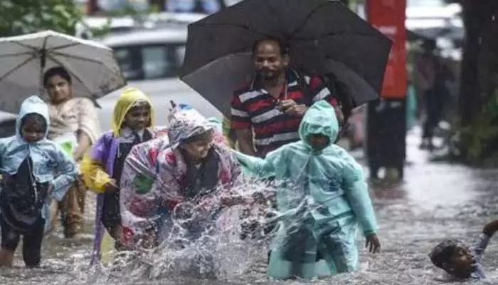 School Holiday:వరదల ఎఫెక్ట్..రేపు ఈ జిల్లాలోని స్కూళ్లకు సెలవులు