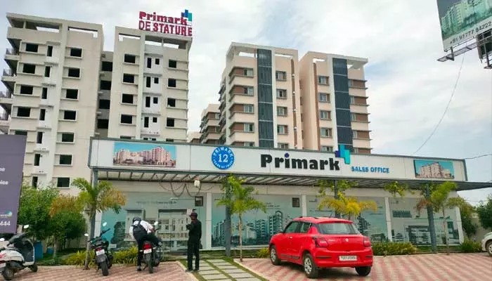 Primark: ప్రైమార్క్ అక్రమ నిర్మాణాలపై చర్యలేవి..? పొలాలకు నీళ్లందకుండా కన్‌స్ట్రక్చన్స్!