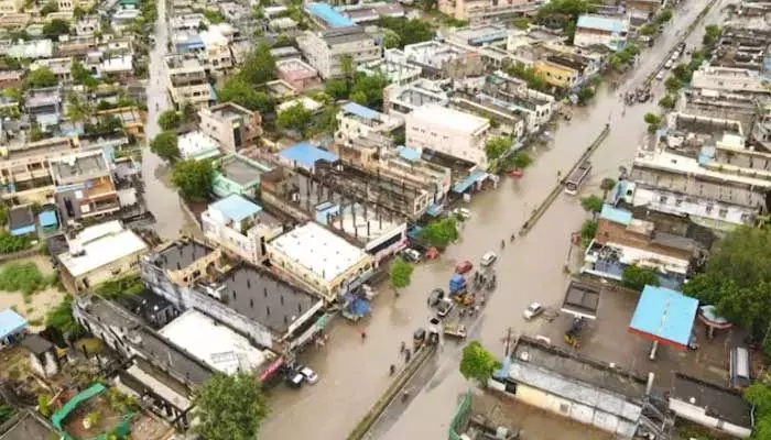 Ap Floods: ఏపీలో భారీగా ప్రాణ, ఆస్తి నష్టం .. లెక్కలు చూస్తే షాకే..!