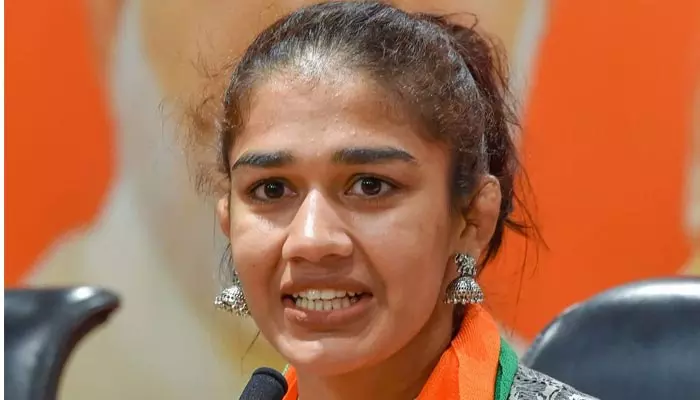 Babita Phogat: ఫొగట్ ఫ్యామిలీలో భూపేంద్ర హుడా విభేదాలు సృష్టించారు.. బబితా ఫొగట్