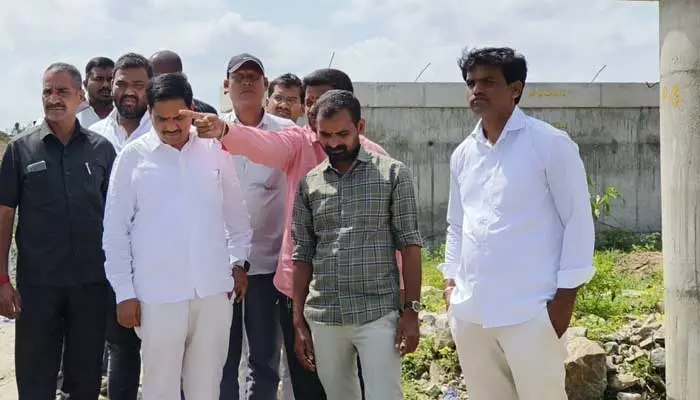 చెరువుల పరిరక్షణకు ప్రభుత్వం చర్యలు :  ఎమ్మెల్యే కసిరెడ్డి నారాయణ రెడ్డి