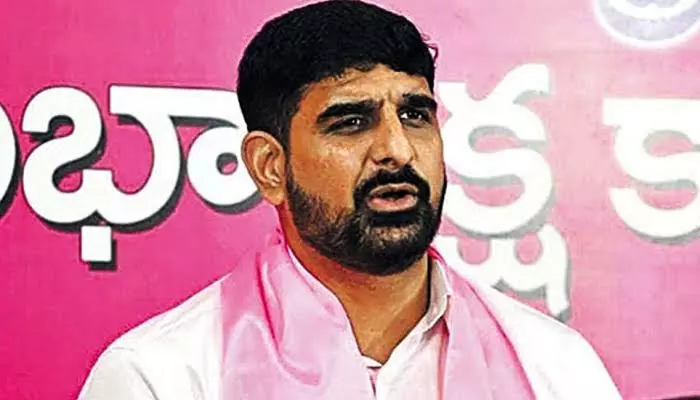 బీఆర్ఎస్ MLA పాడి కౌశిక్ రెడ్డిపై కేసు నమోదు