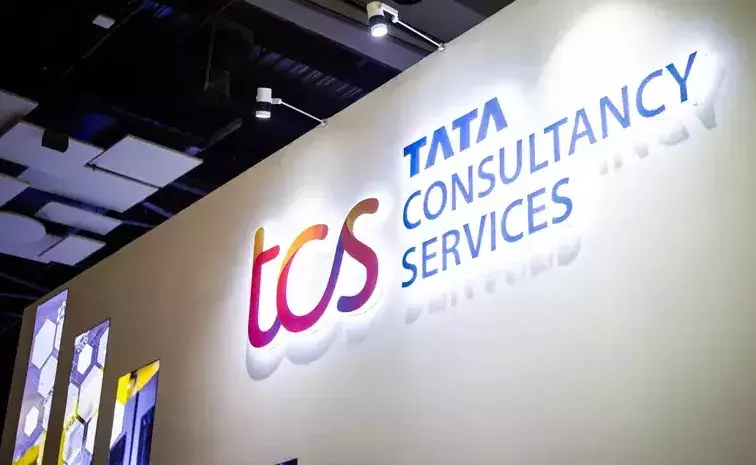 TAX: TCS ఉద్యోగులకు పన్ను నోటీసులు