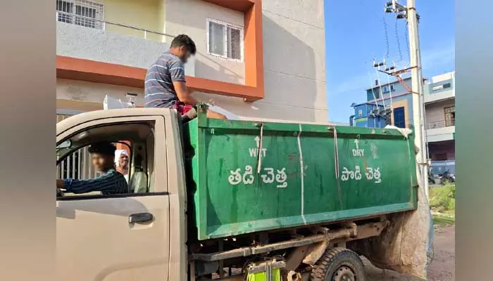 వనపర్తిలో...రచ్చకెక్కిన చెత్త పంచాయతీ...