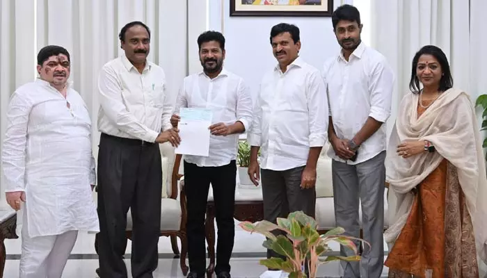 CM Relief Fund : వరద బాధితులకు డాక్టర్ రెడ్డీస్ ల్యాబొరేటరీస్ భారీ విరాళం