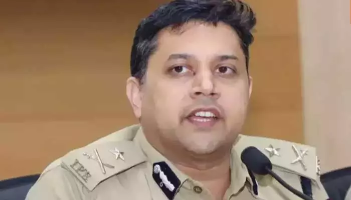 CP Mahanthi: పరిస్థితి చేయిదాటకూడదనే అలా.. కౌశిక్ రెడ్డి వర్సెస్ గాంధీ ఇష్యూపై సీపీ అవినాశ్ మహంతి