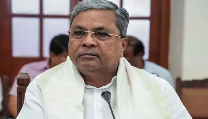 Karnataka: విభజన శక్తుల కుట్రలను తిప్పికొట్టి ప్రజాస్వామ్యాన్ని బలోపేతం చేయాలి: కర్ణాటక సీఎం