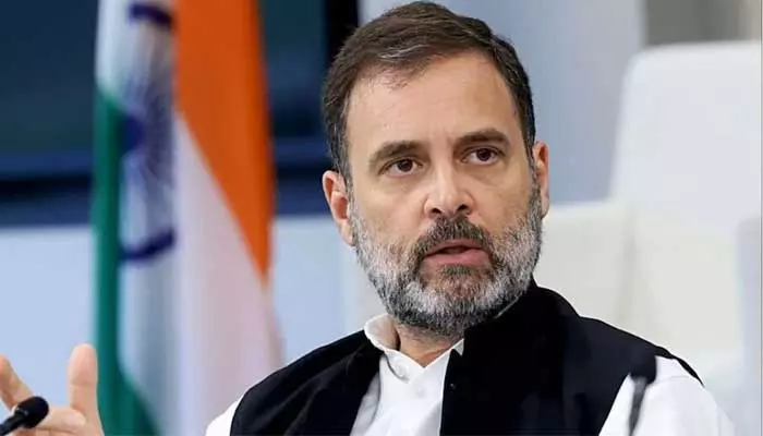 Rahul Gandhi: రాహుల్‌ గాంధీ నాలుక కోస్తే  రూ.11 లక్షలు.. ఎమ్మెల్యే వివాదాస్పద వ్యాఖ్యలు