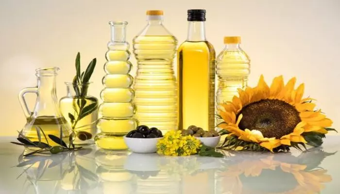 Edible Oil: వంటనూనె ధరలను పెంచవద్దని కంపెనీలను కోరిన ప్రభుత్వం