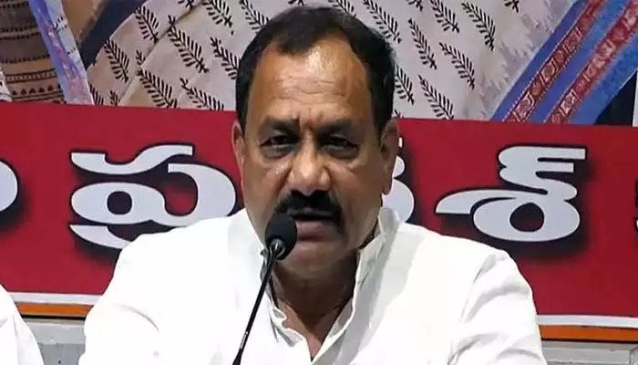 PCC chief: ప్రధాని భార్య గురించి  మేము అడగలేమా?.. పీసీసీ చీఫ్ మహేశ్‌కుమార్ గౌడ్ హాట్ కామెంట్స్