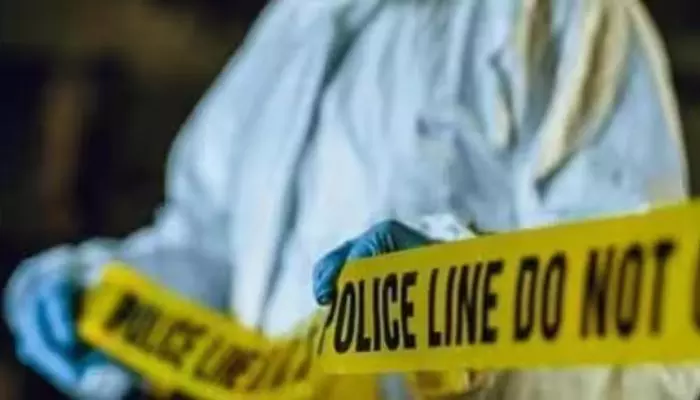 Suitcase Murder : మహిళను ముక్కలు చేసి.. సూట్ కేసులో వేసి..