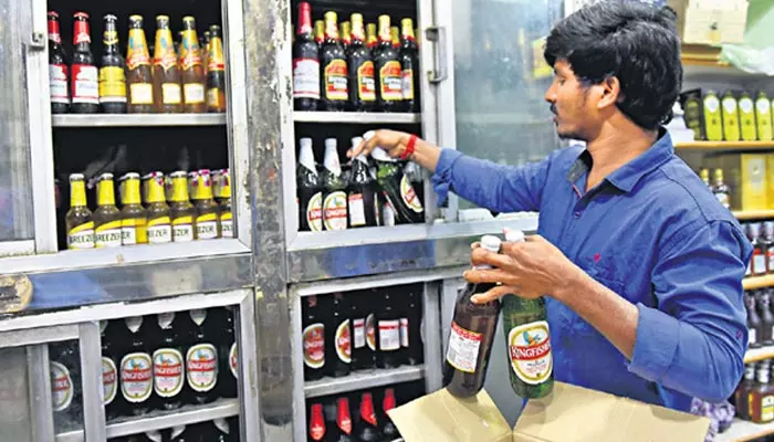 Liquor Shops New Timings In AP: మందుబాబులకు మరో కిక్కిచ్చే న్యూస్.. ఏపీలో లిక్కర్ షాపుల టైమింగ్స్ ఇవే..