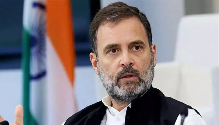 Rahul Gandhi: రాహుల్ గాంధీకి కర్ణాటక పోలీసుల షాక్.. బీజేపీ అబద్దాలంటూ రాహుల్ మండిపాటు