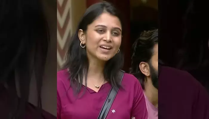 Bigg Boss Telugu 8: ఈ  హౌస్ లో నువ్వైనా ఉండాలి లేదా నేనైనా ఉండాలంటూ అతని మీద రెచ్చిపోయిన యష్మి