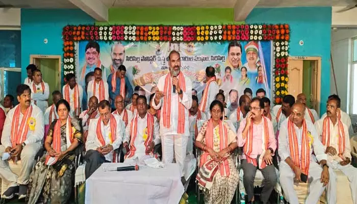 MLA Adi : సిరిసిల్ల వస్త్ర పరిశ్రమపై ప్రభుత్వం దృష్టి