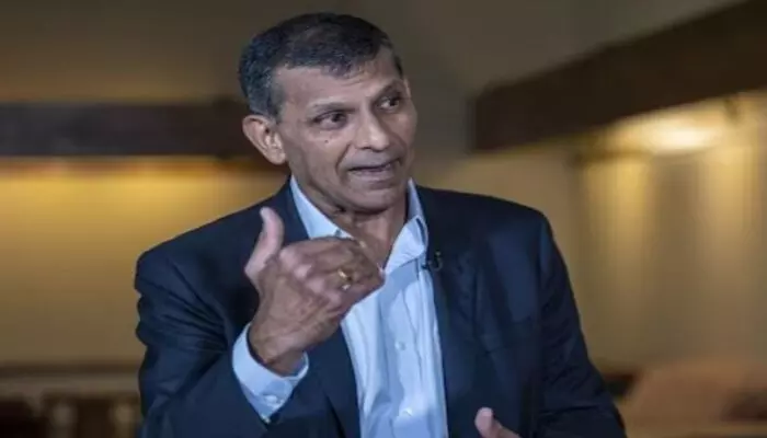 Raghuram Rajan: ఉద్యోగాల సృష్టికి శ్రమ ఆధారిత పరిశ్రమలను ప్రోత్సహించాలి: రఘురామ్ రాజన్