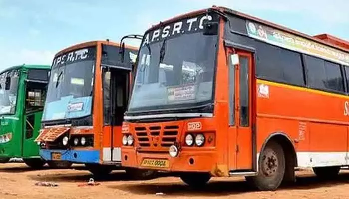 దసరాకు ఊరు వెళ్తున్నారా..?.. మీకు APSRTC గుడ్ న్యూస్