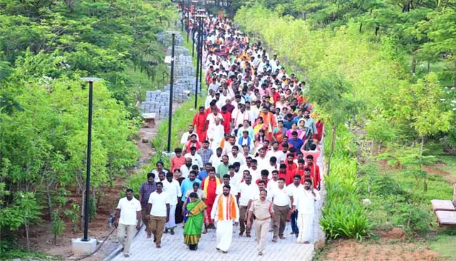 యాదగిరిగుట్టలో స్వాతి నక్షత్రం ప్రత్యేక పూజలు