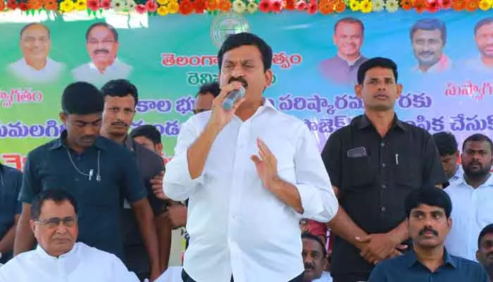 దేశానికి రోల్ మోడల్ గా కొత్త రెవెన్యూ చట్టం: మంత్రి పొంగులేటి