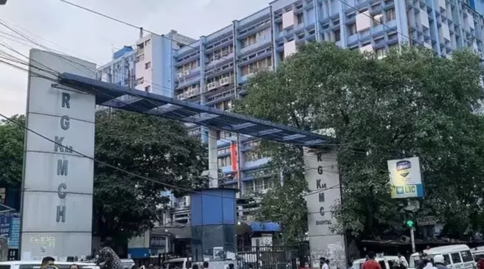 Kolkatas RG Kar Hospital: ఆర్జీ కర్ మెడికల్ హాస్పిటల్ లో 10 మంది వైద్యులు సస్పెండ్