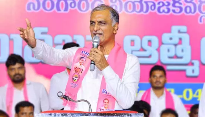 కాంగ్రెస్ మోసాలపై దసరా రోజు చర్చించండి: మాజీ మంత్రి హరీష్ రావు