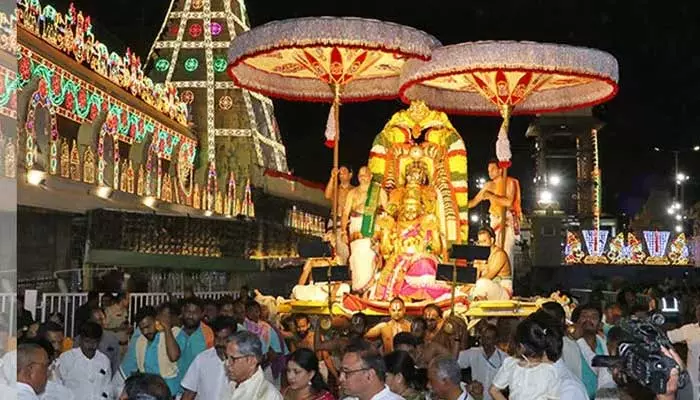 తిరుమ‌ల‌లో గరుడ సేవ.. అధికారుల కీలక ప్రకటన