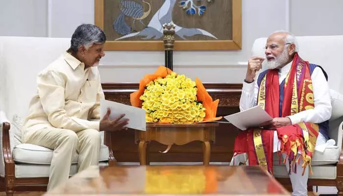 Nara Chandrababu Naidu : ప్రధాని మోడీతో భేటీ అయిన చంద్రబాబు నాయుడు