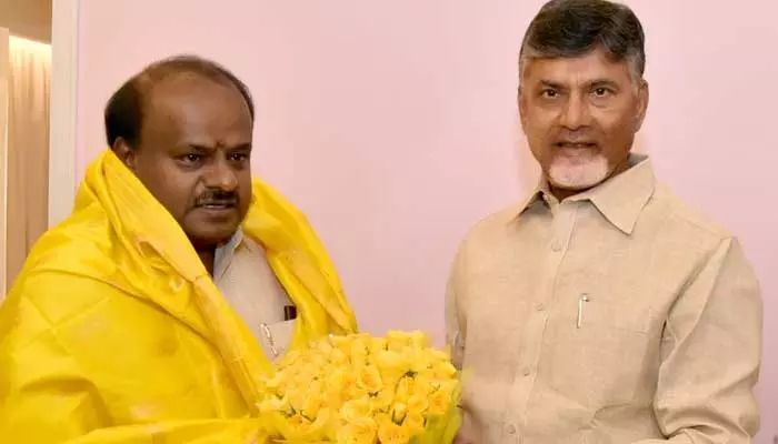 కేంద్రమంత్రి కుమరస్వామితో ఏపీ సీఎం చంద్రబాబు భేటీ