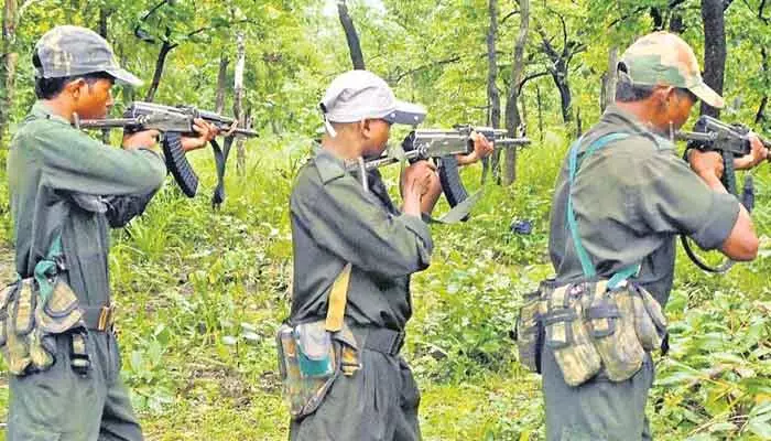 ఇన్ఫార్మర్ నెపంతో హత్యలపై ఆదివాసీల మండిపాటు