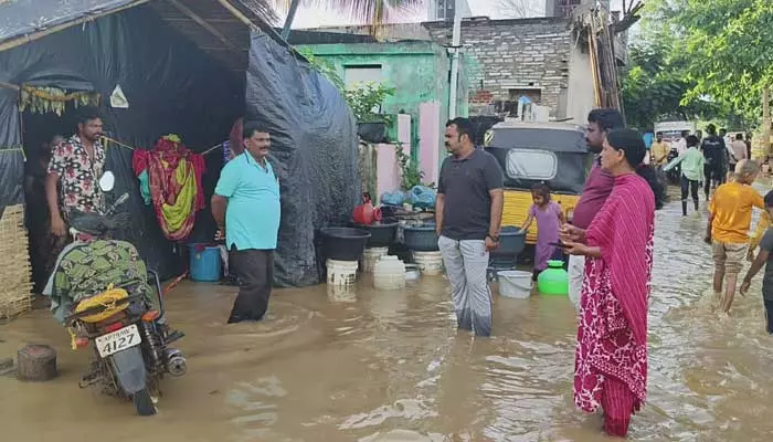 AP News:ఆ నియోజకవర్గంలో దంచికొట్టిన వాన.. లోతట్టు ప్రాంతాలు జలమయం