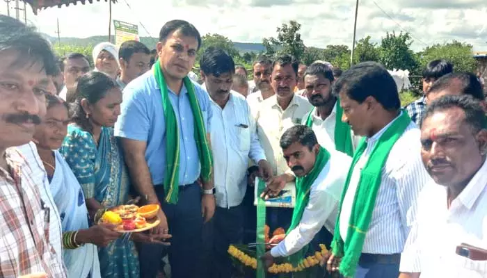 ధాన్యం కొనుగోళ్లలో ఇబ్బందులు లేకుండా చూడాలి