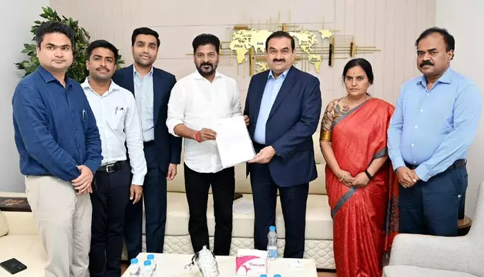 Adani met CM Revanth : సీఎం రేవంత్ రెడ్డితో గౌతమ్ అదానీ భేటీ.. స్కిల్ యూనివర్సిటీ భారీ విరాళం