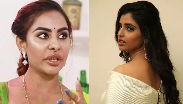 Sri Reddy: యాంకర్ శ్యామలపై సంచలన పోస్ట్ పెట్టిన శ్రీరెడ్డి.. వంగర మూతి అందగత్తె అంటూ