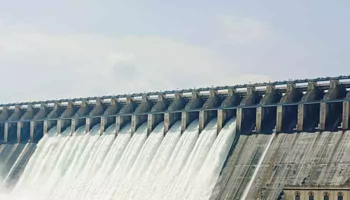 Nagarjuna Sagar Dam : సాగర్ గేట్లు మళ్లీ ఎత్తారు, వెళ్లి చూసొద్దాం రండి.