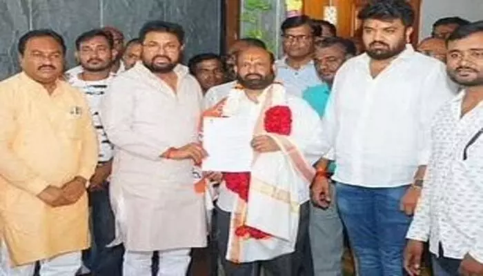 Shiv Sena: గౌరీ లంకేష్ హత్య కేసులో నిందితులకు పార్టీ పదవి లేదు: షిండే