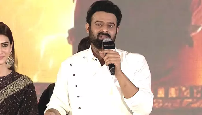 Prabhas: ప్రభాస్ కు పెళ్లి ధ్యాసే లేదా .. ఆదిపురుష్ సమయంలో ఫ్యాన్స్ కు ఇచ్చిన హామీ ఏమైనట్టు?